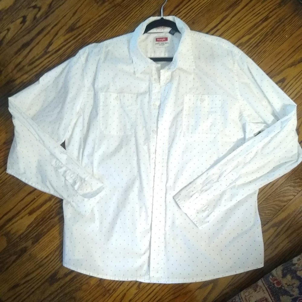 Wrangler Casual Dress Shirt Size XXL Excellent - Check out all of my XXL shirts